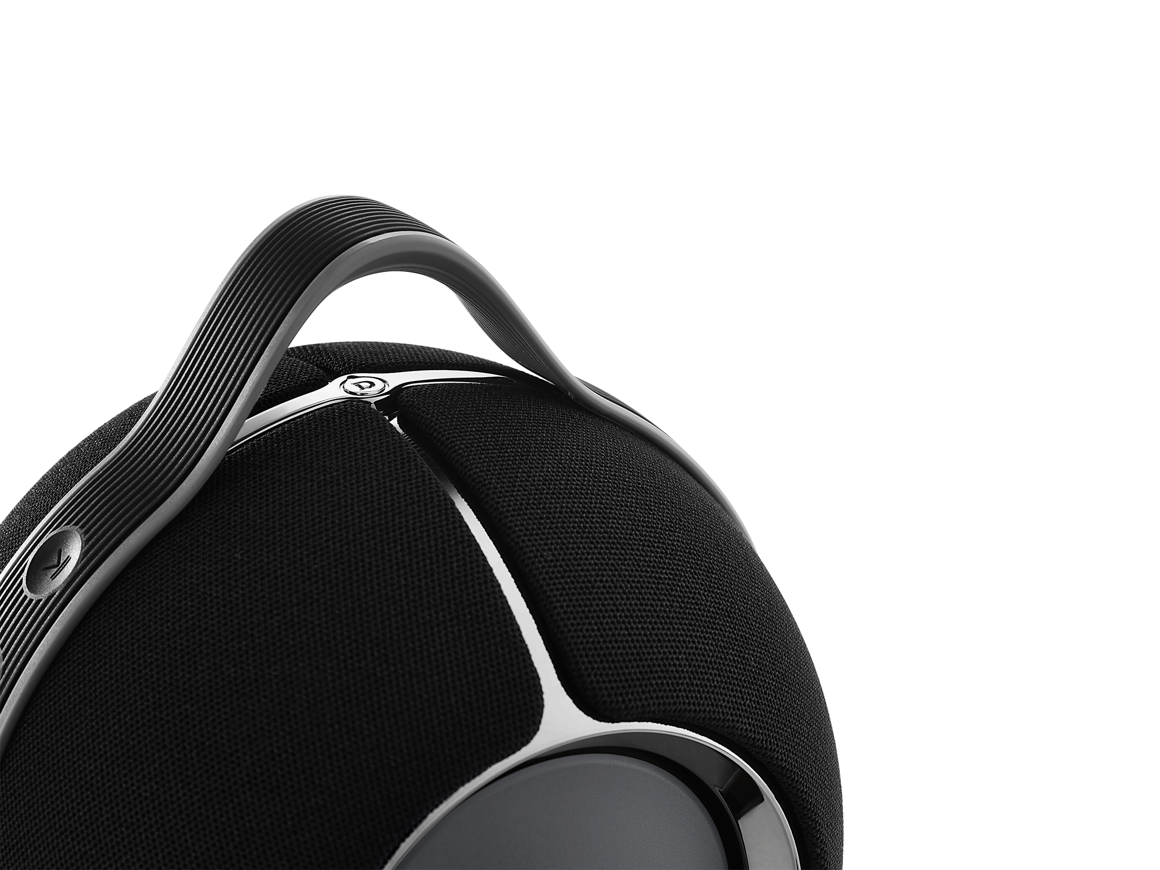 Mania Deep, Black