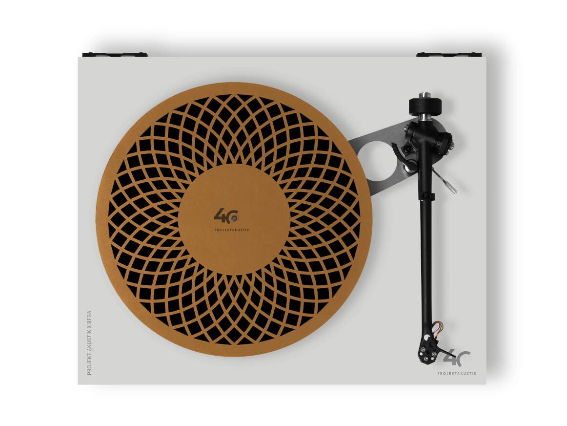 Rega Planar 3 40th Anniversary mit Nd5, NEO PSU und Z-Mat
